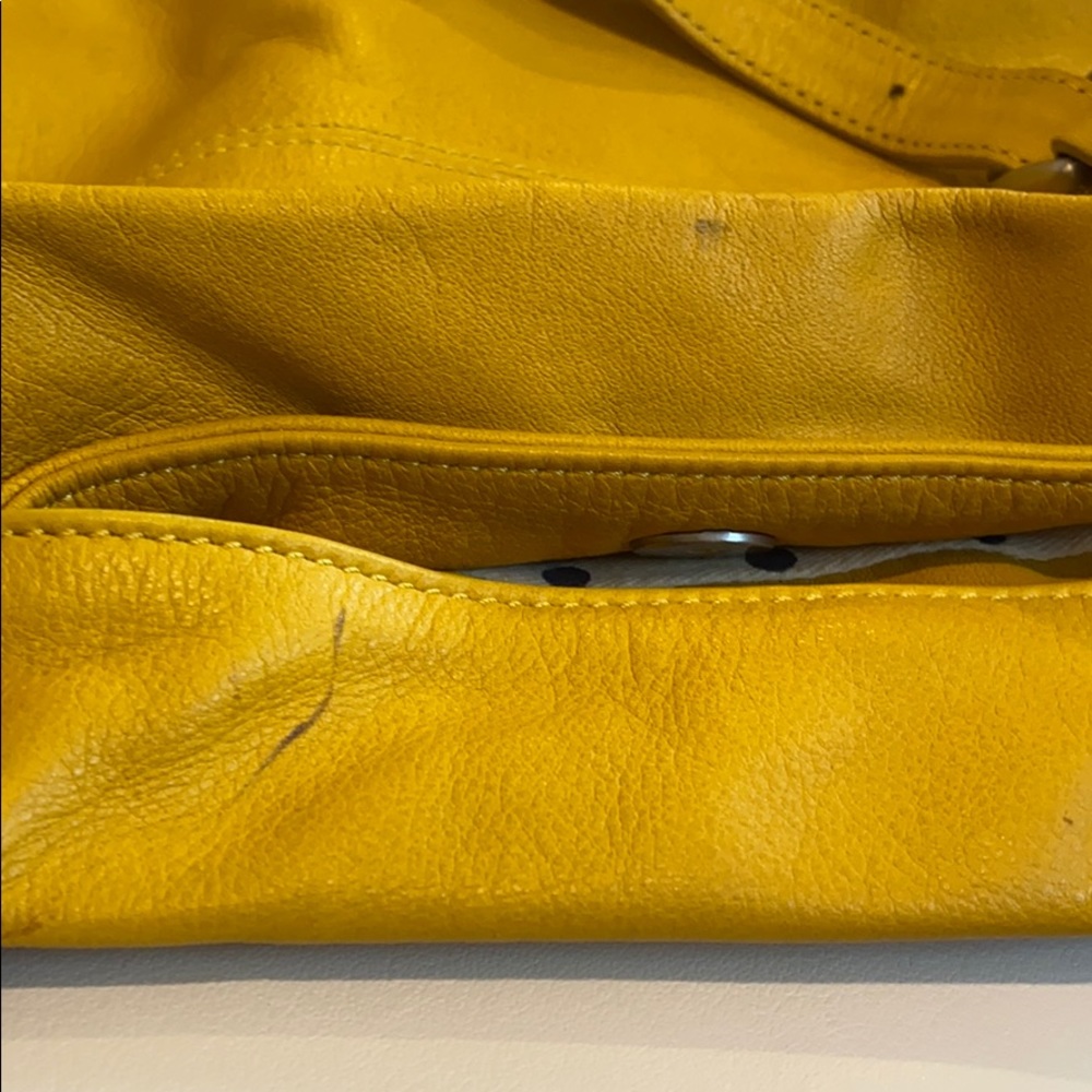 Tote - Picture 3 of 4